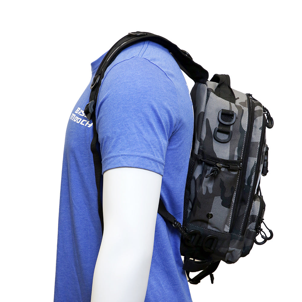 BassMooch Hybrid Sling Pack